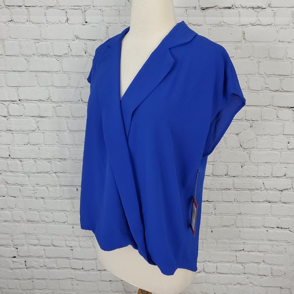 Vince Camuto Extended Shoulder Notch Collar Blouse - Picture 4 of 6